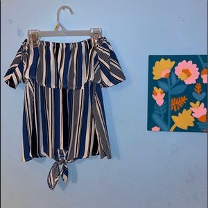 blue white and black size XS